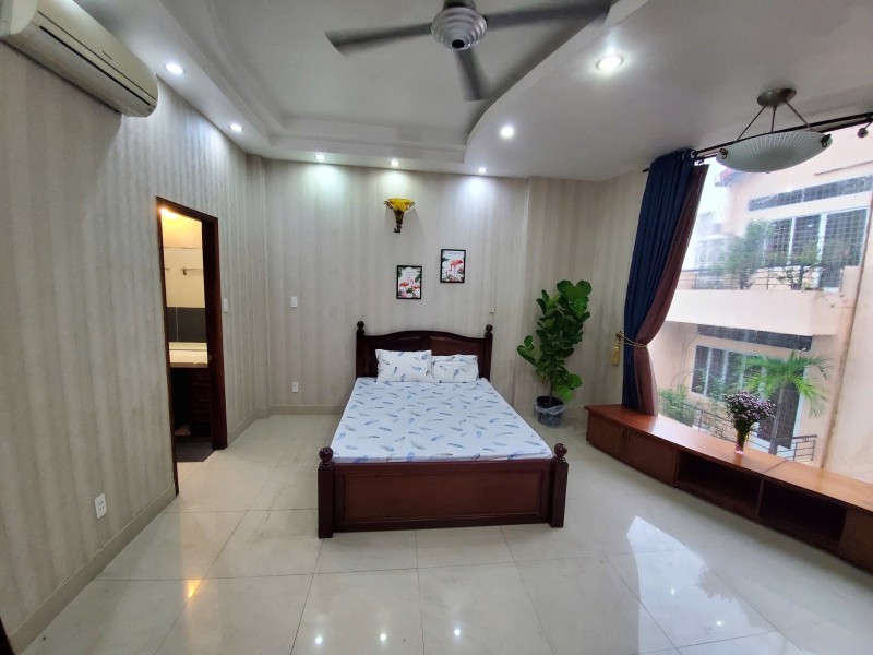 BÁN NHÀ PHÚ NHUẬN OTO VÀO NHÀ 70M2 5 TẦNG NGANG 5.5M 7 PN HẺM THÔNG KD CHDV NGUYỄN ĐÌNH CHÍNH GẤP - Ảnh 2